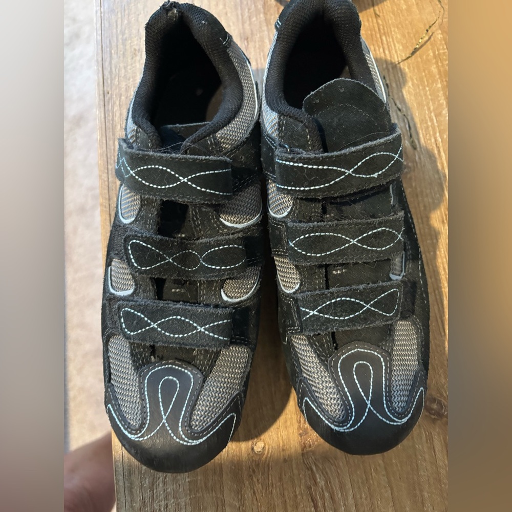 Spin shoes